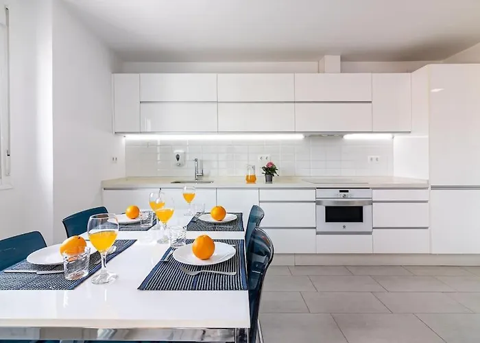 Salamanca Apartments!